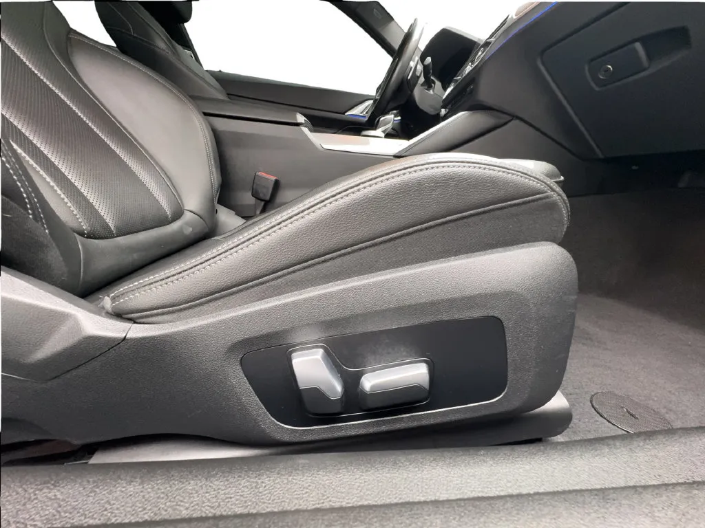 BMW 4 Series photo 30