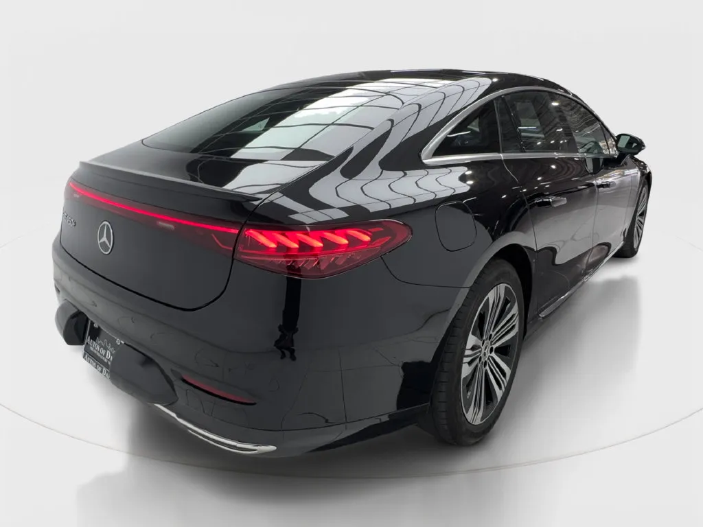 Mercedes-Benz EQS photo 8