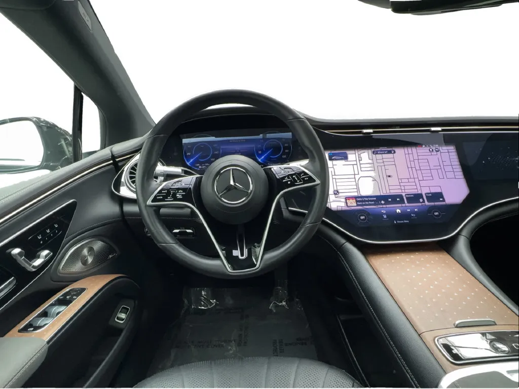 Mercedes-Benz EQS photo 36