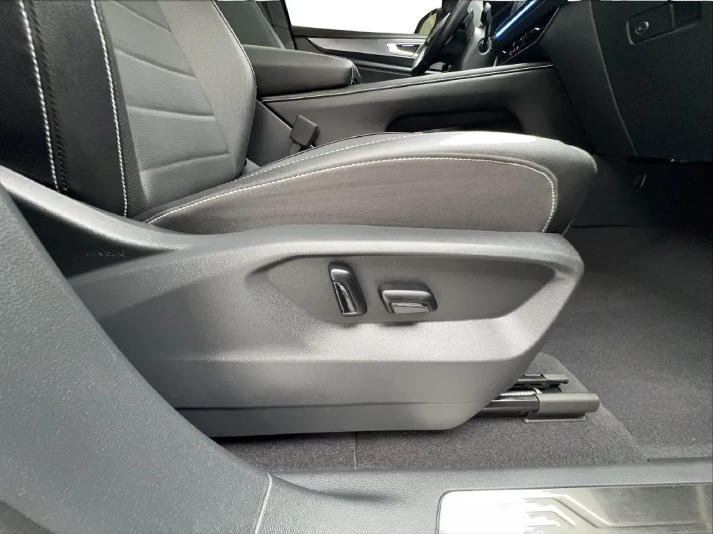 Volkswagen Atlas Cross Sport photo 35