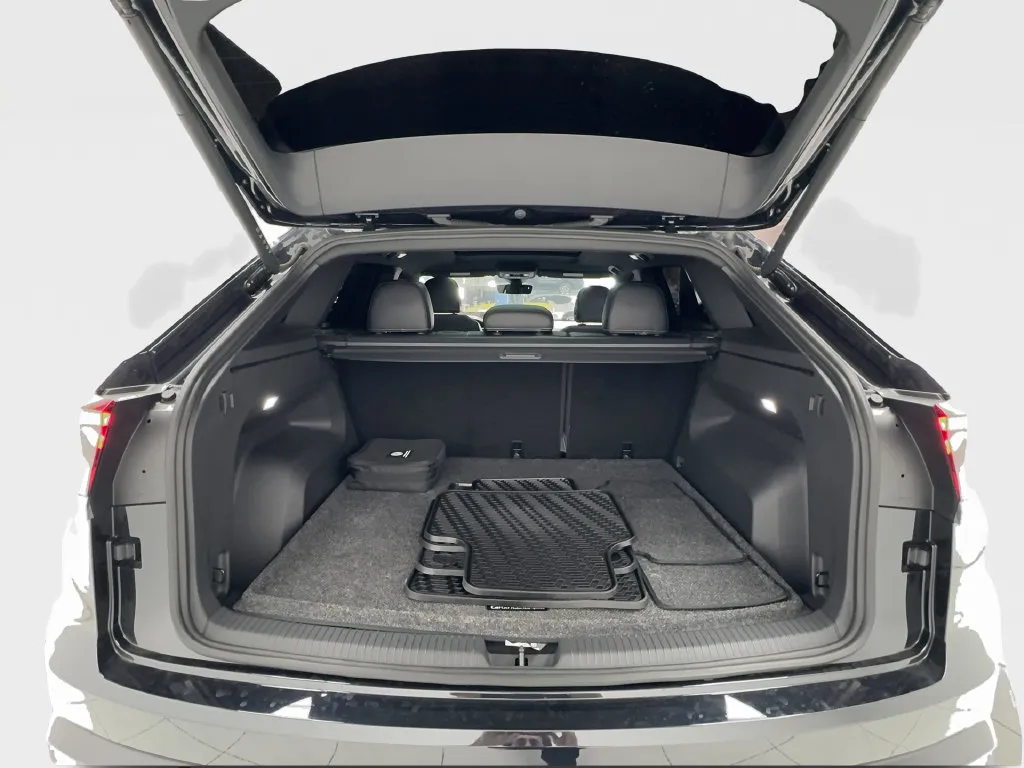 Volkswagen Atlas Cross Sport photo 18
