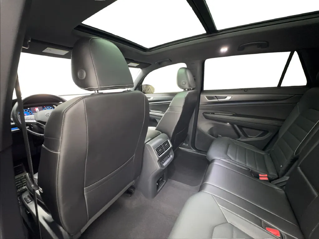Volkswagen Atlas Cross Sport photo 27