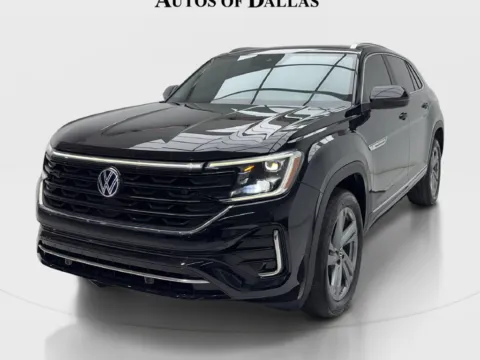 More photos of 2024 Volkswagen Atlas Cross Sport 2.0T SEL R-Line at Autos of Dallas - Plano, TX