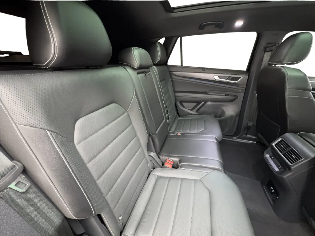 Volkswagen Atlas Cross Sport photo 29