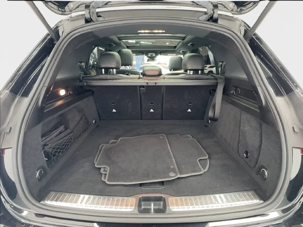Mercedes-Benz GLE photo 19
