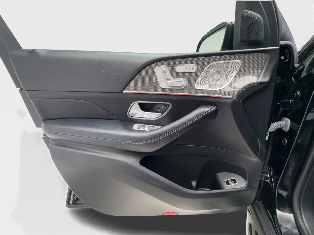 Mercedes-Benz GLE photo 25