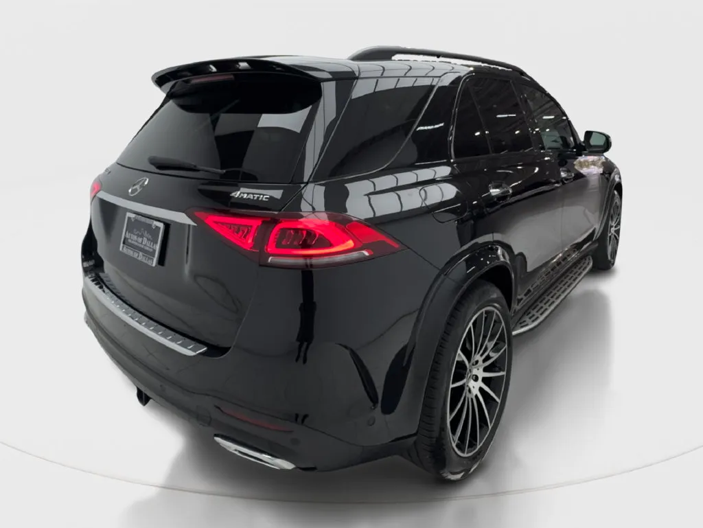Mercedes-Benz GLE photo 8