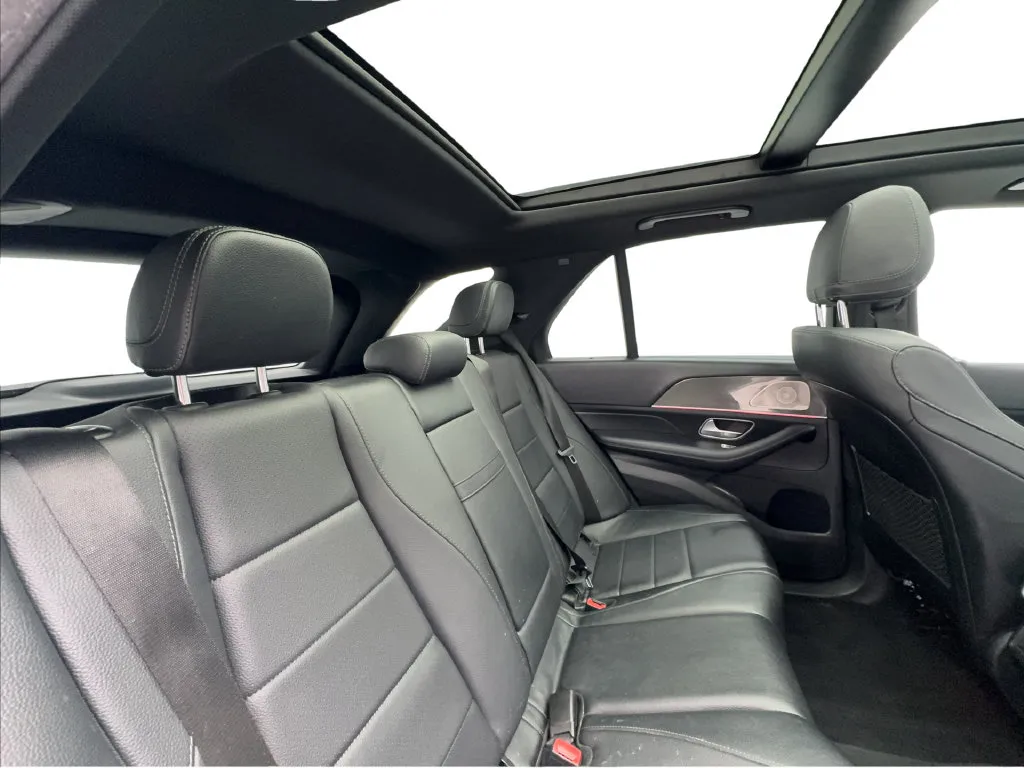 Mercedes-Benz GLE photo 30