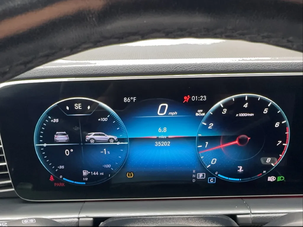 Mercedes-Benz GLE photo 43