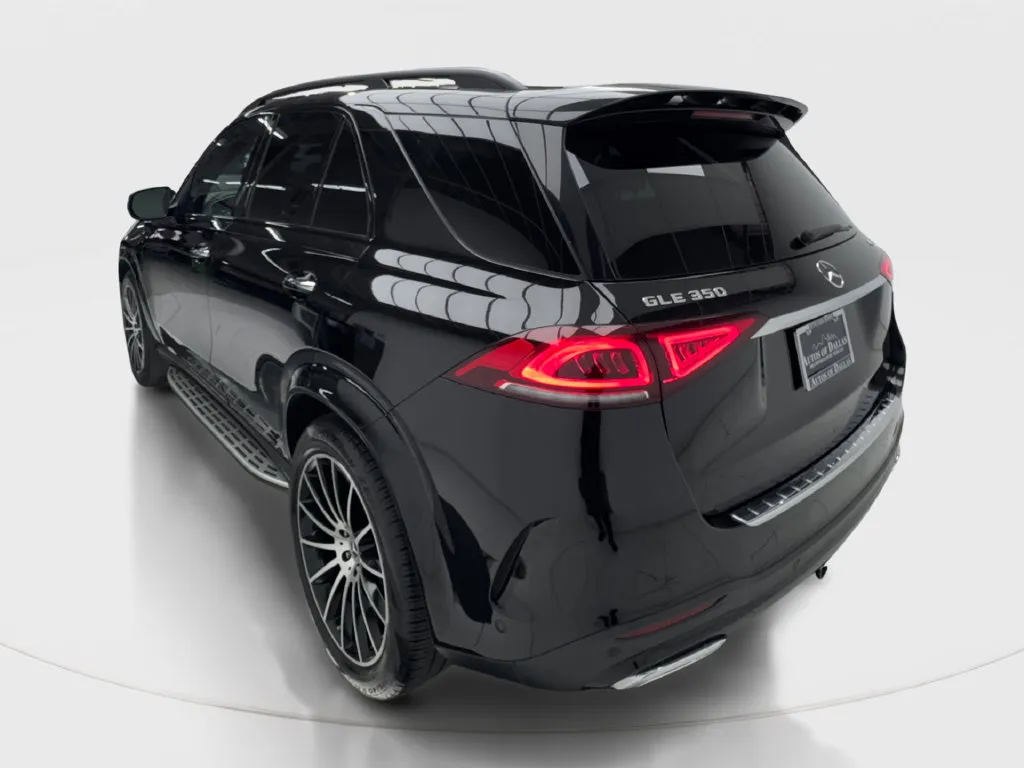Mercedes-Benz GLE photo 11