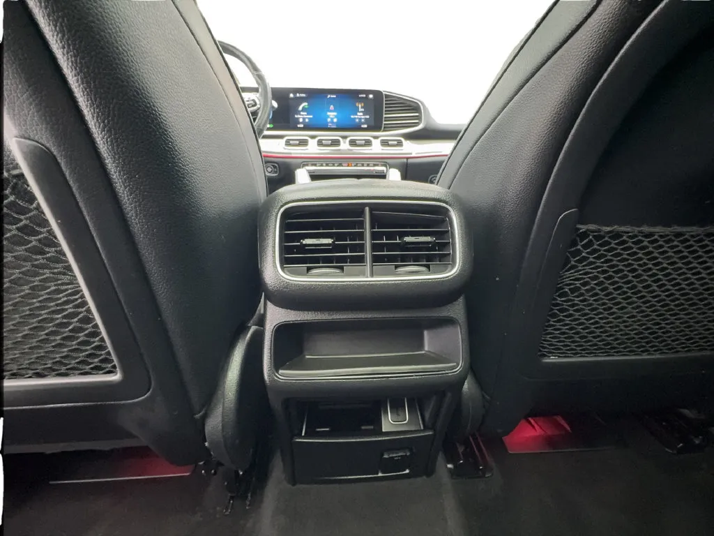 Mercedes-Benz GLE photo 41