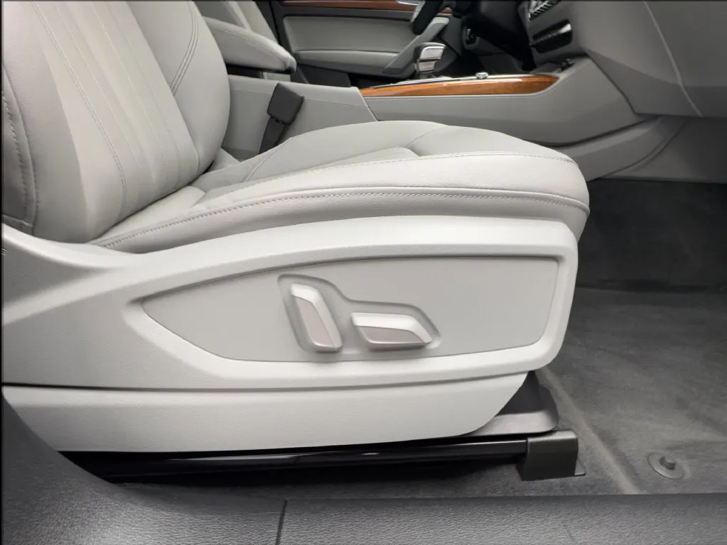 Audi Q5 photo 35