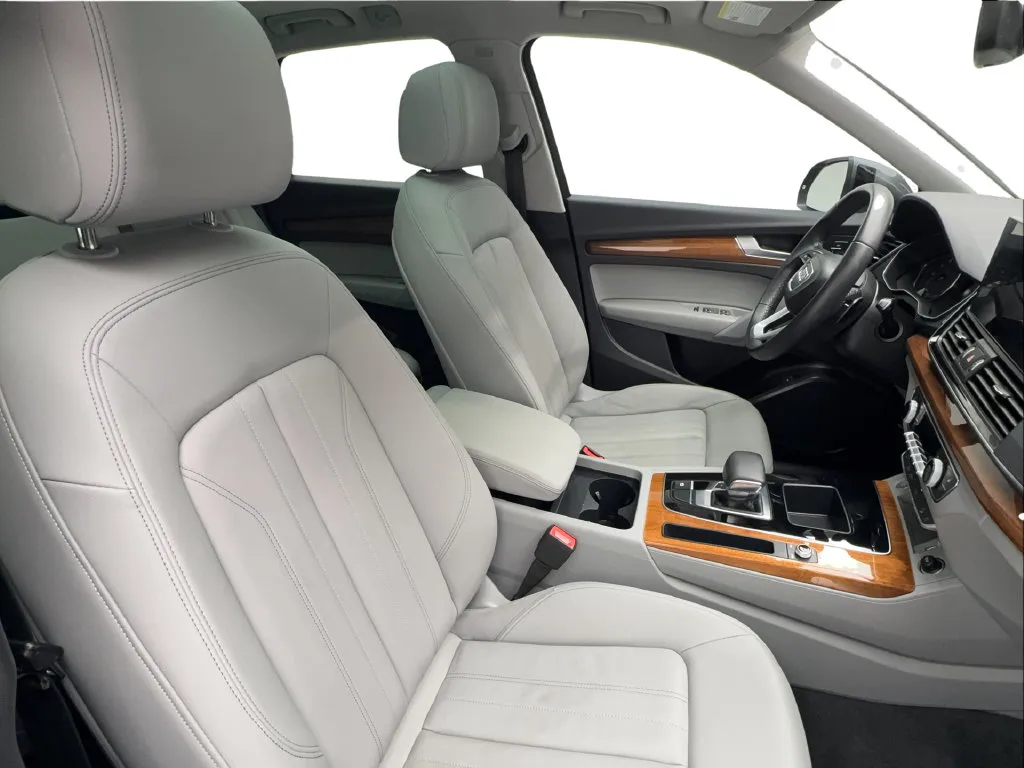 Audi Q5 photo 33