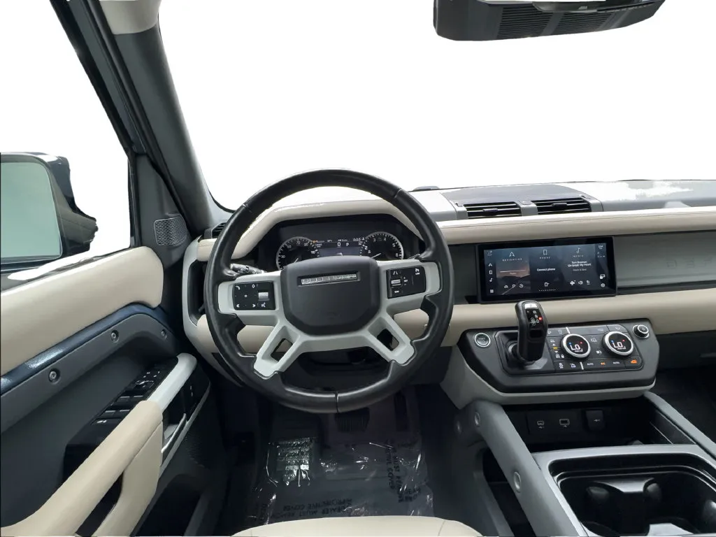 Land Rover Defender photo 40
