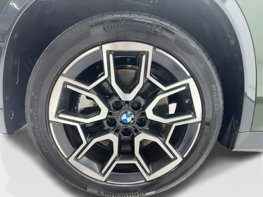 BMW X1 photo 12