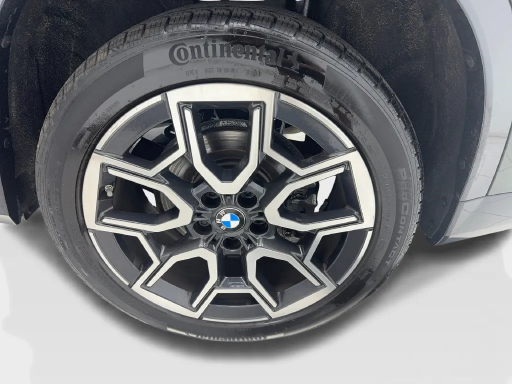 BMW X1 photo 11