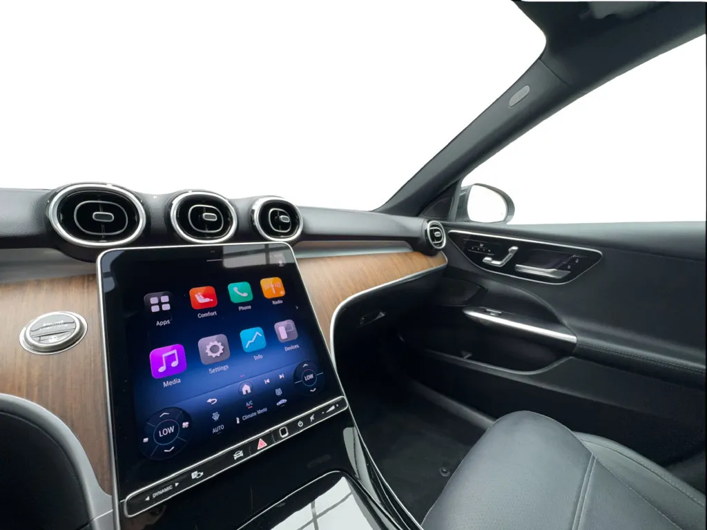 Mercedes-Benz C-Class photo 43