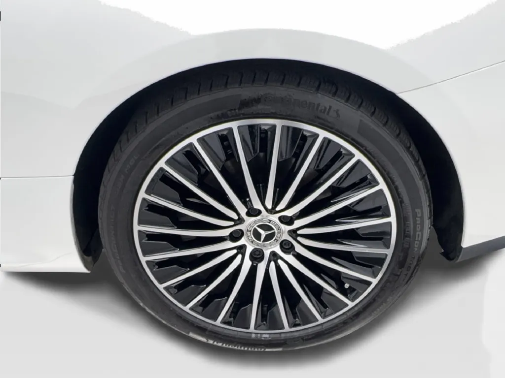 Mercedes-Benz CLE photo 14