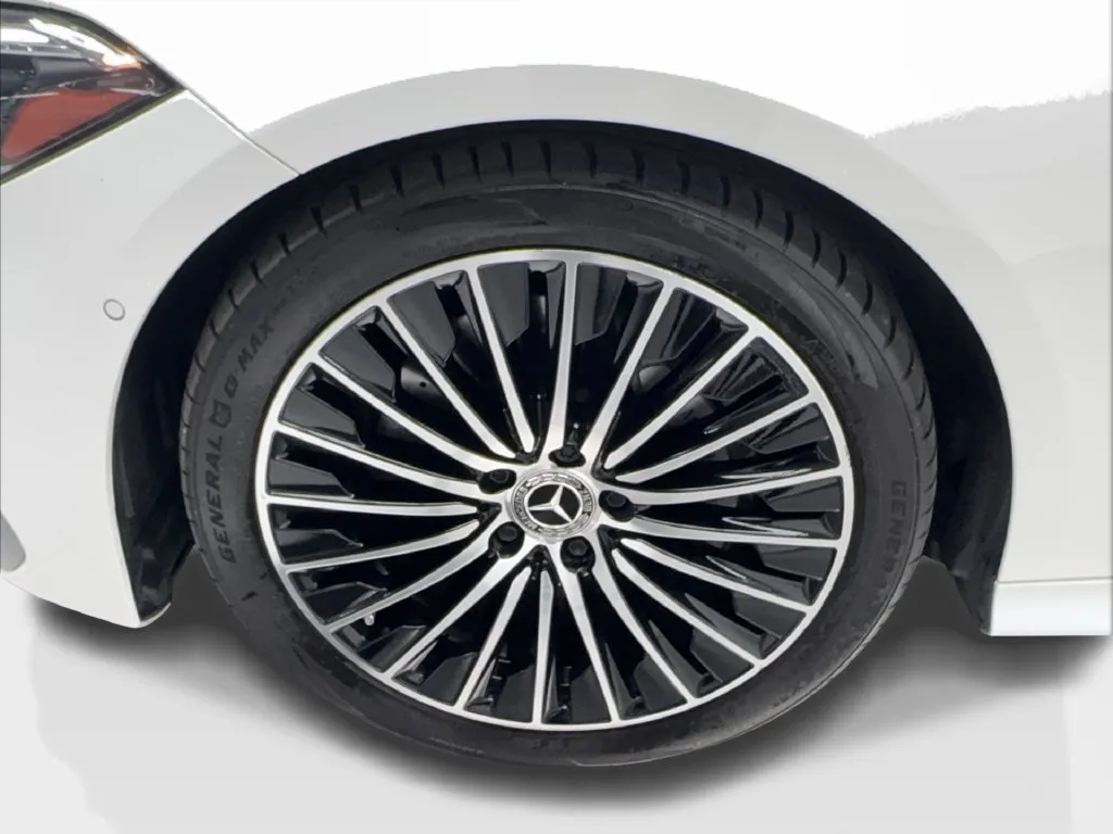 Mercedes-Benz CLE photo 15