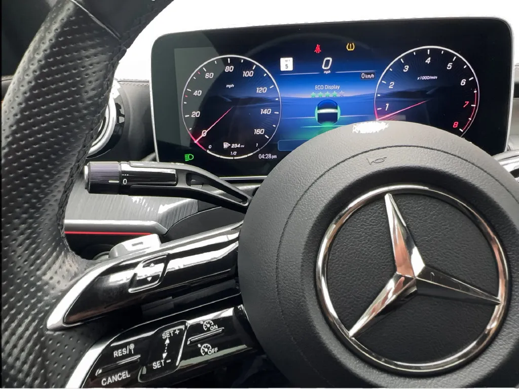 Mercedes-Benz CLE photo 41