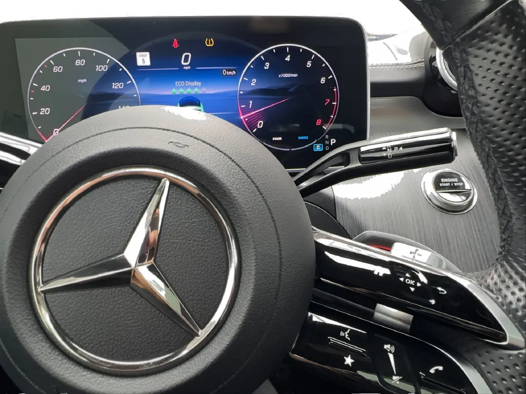 Mercedes-Benz CLE photo 40