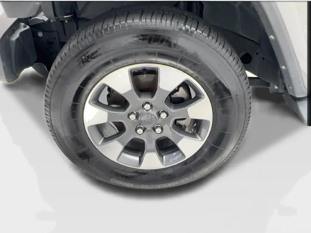 Jeep Wrangler photo 14