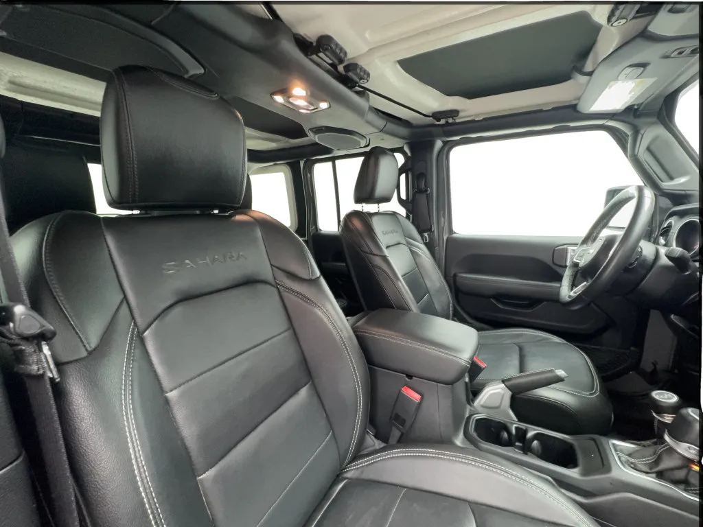 Jeep Wrangler photo 29