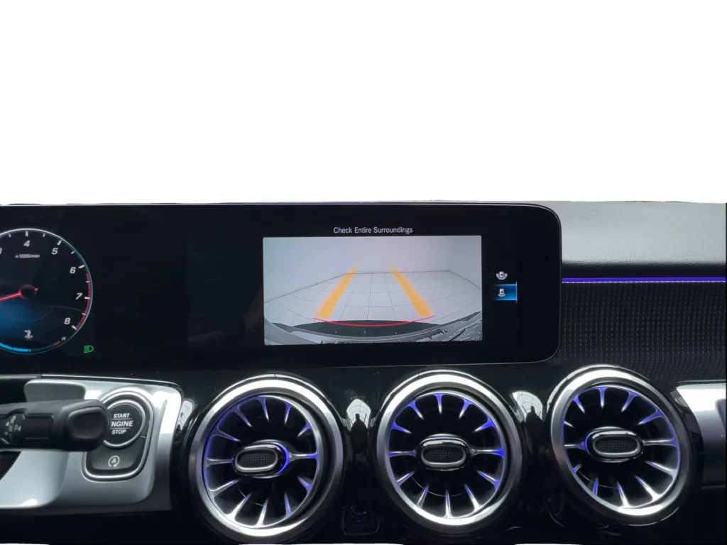 Mercedes-Benz GLB photo 50