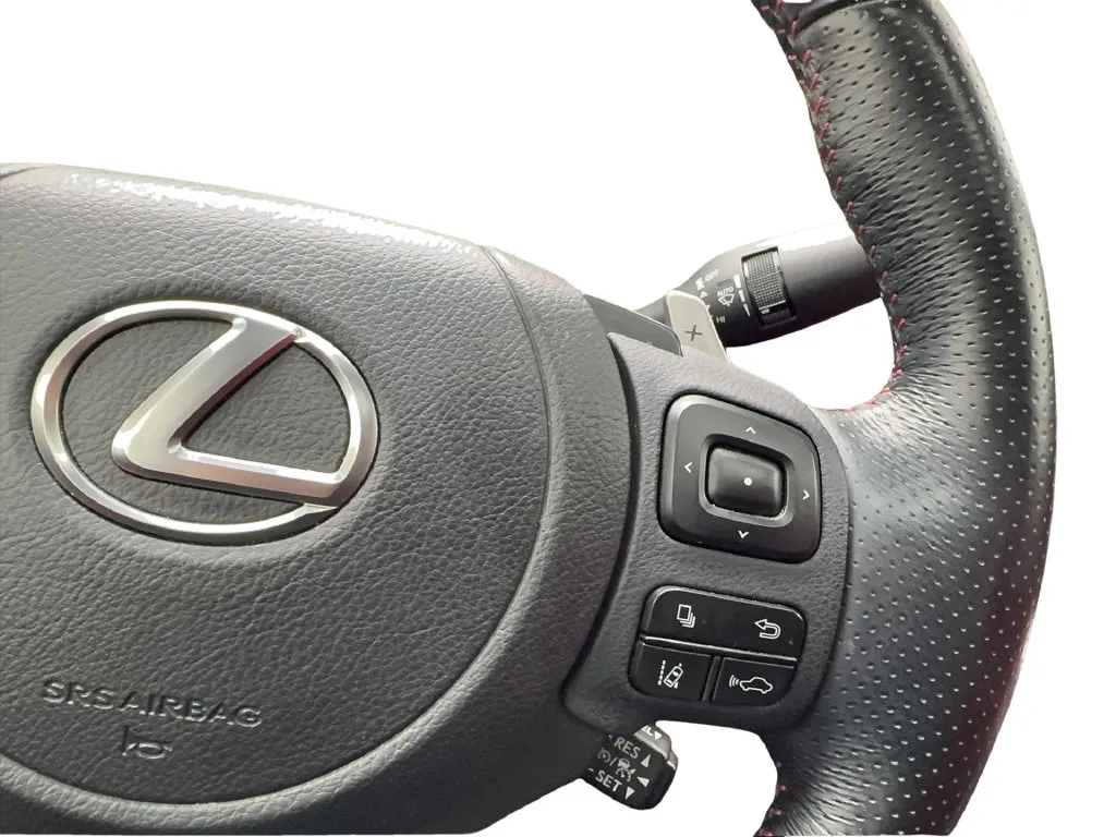 Lexus IS photo 47