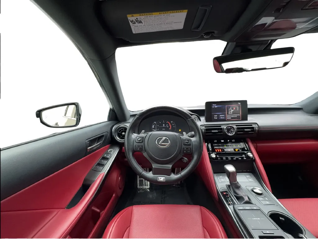 Lexus IS photo 39