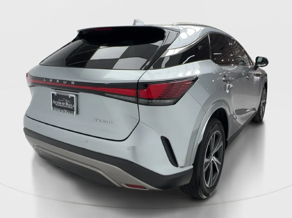 Lexus RX photo 8