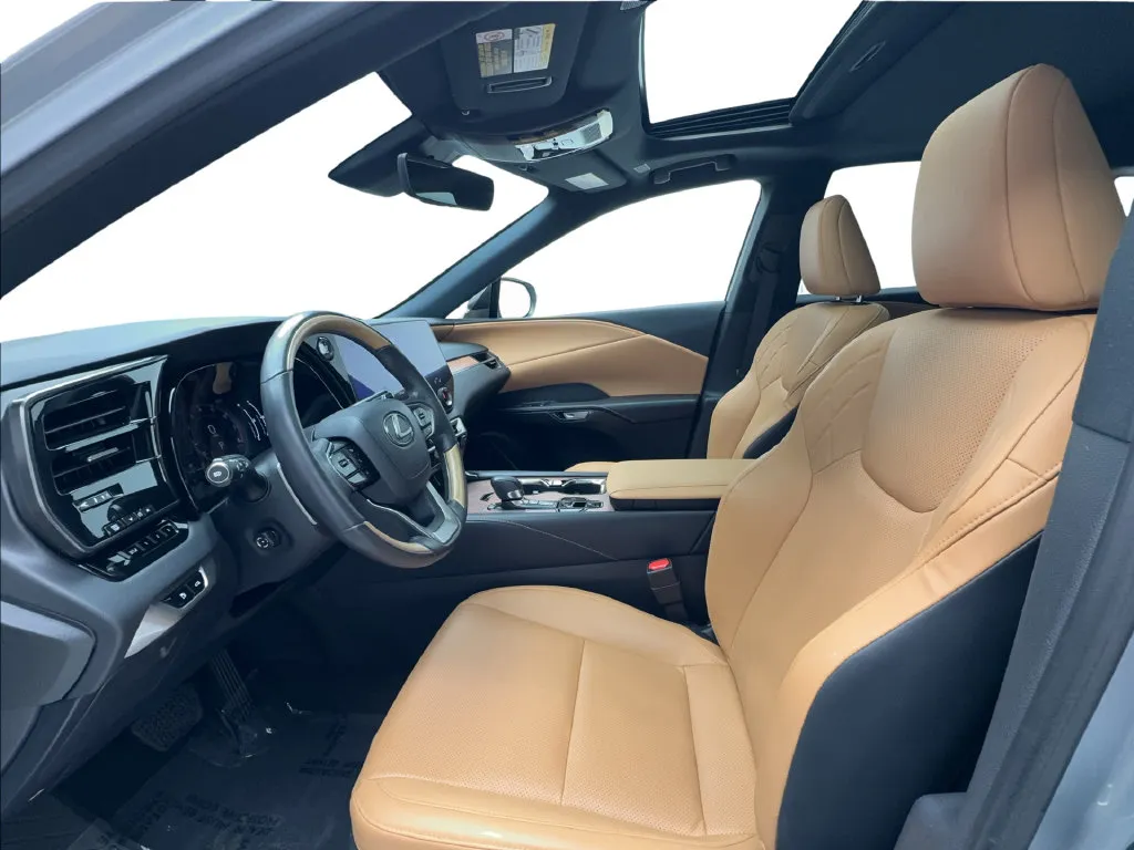 Lexus RX photo 21