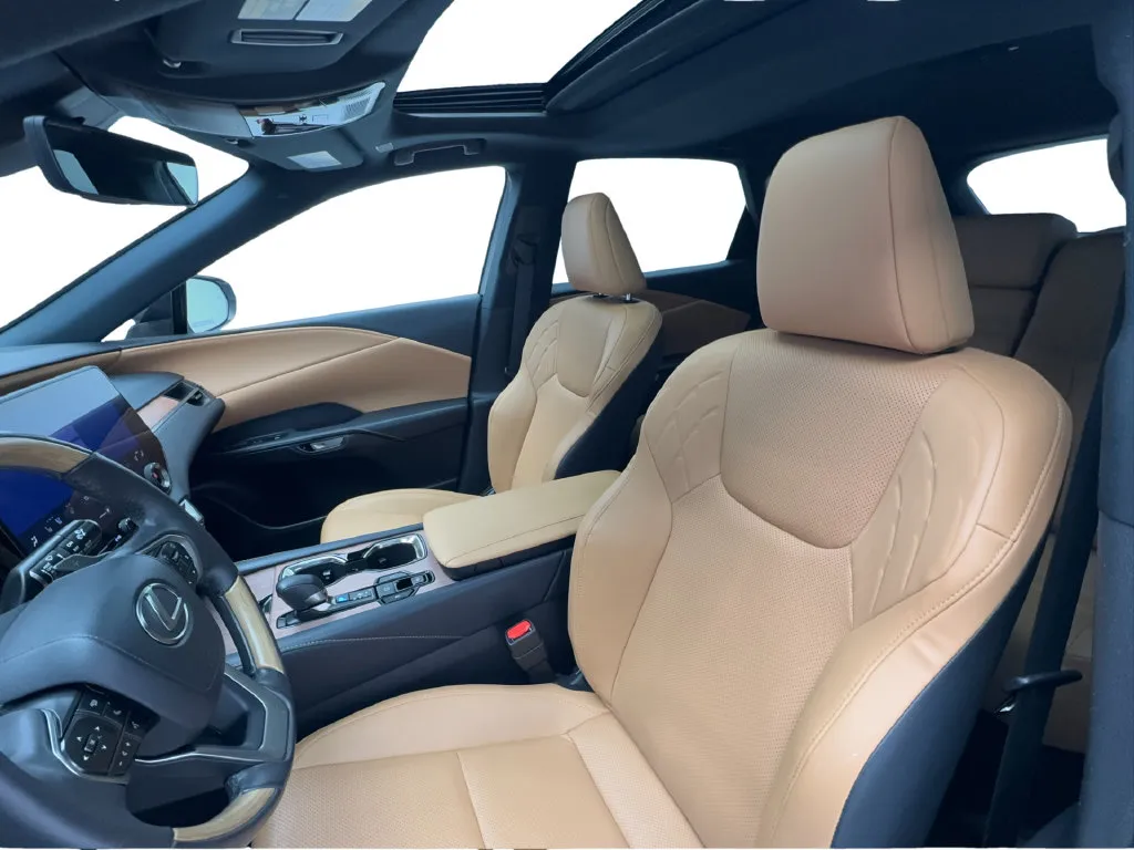 Lexus RX photo 20