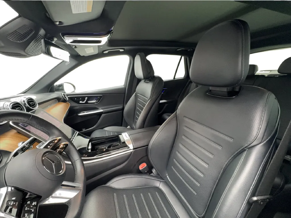 Mercedes-Benz GLC photo 19