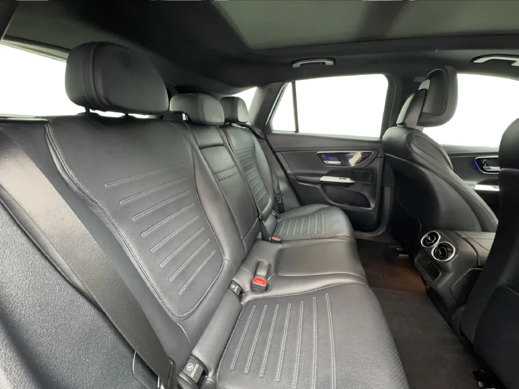 Mercedes-Benz GLC photo 27