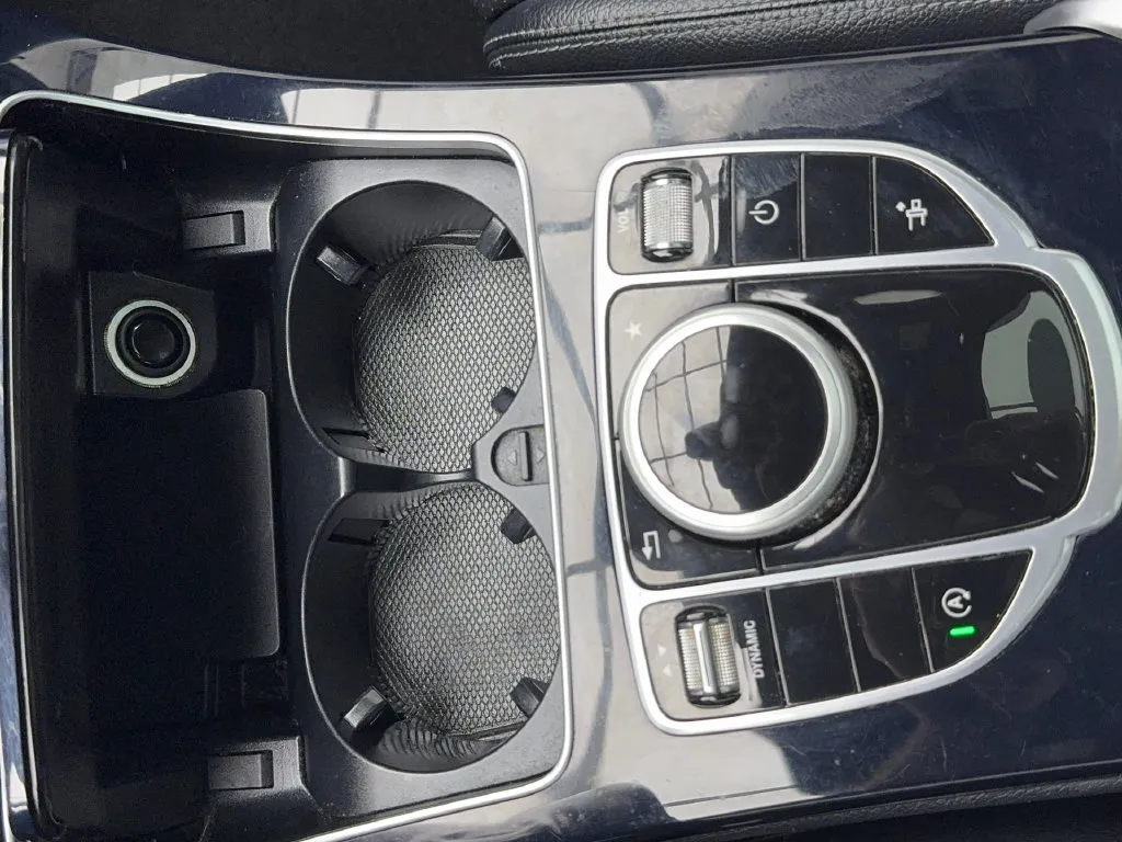 Mercedes-Benz C-Class photo 44