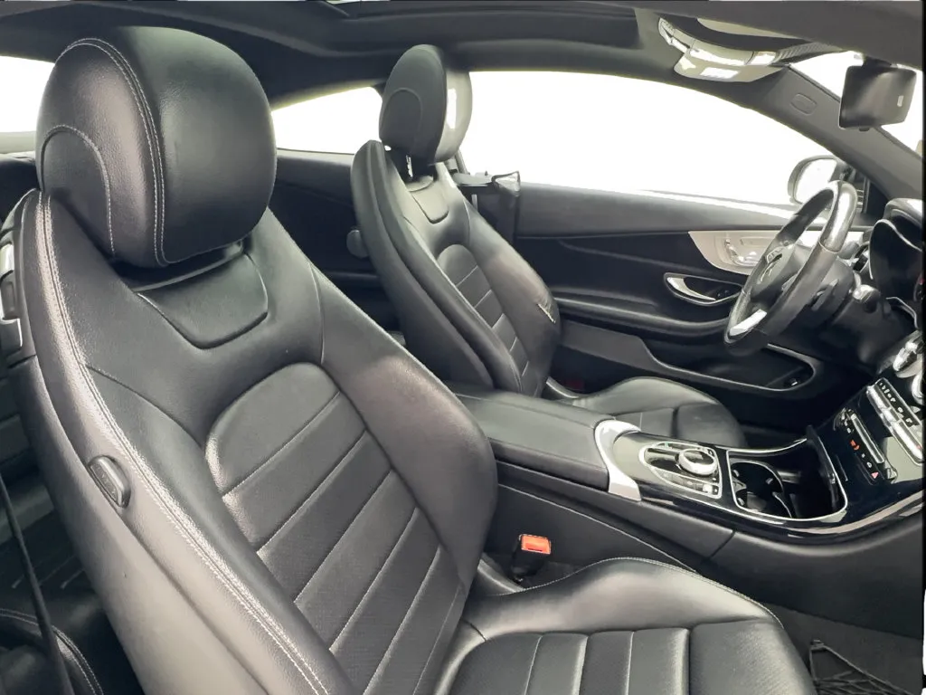 Mercedes-Benz C-Class photo 26