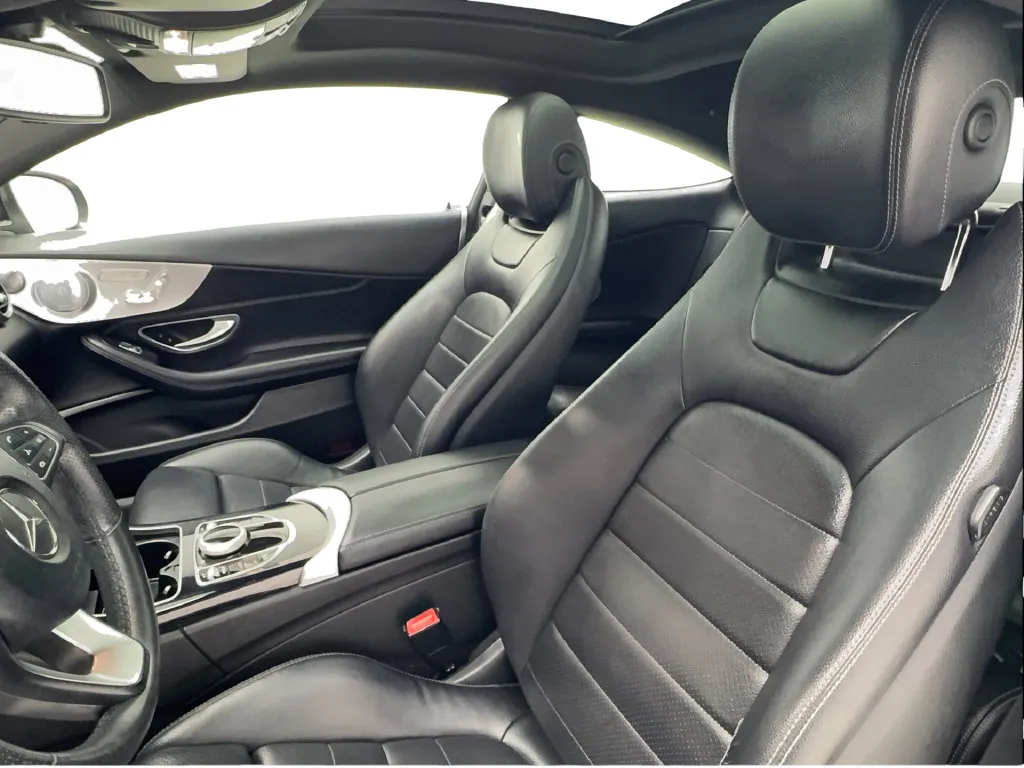 Mercedes-Benz C-Class photo 20