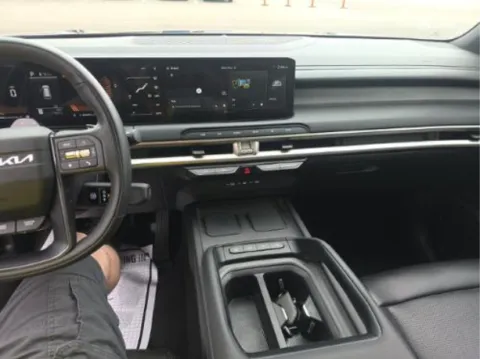 More photos of 2027 Kia Telluride S at Autos of Dallas - Plano, TX