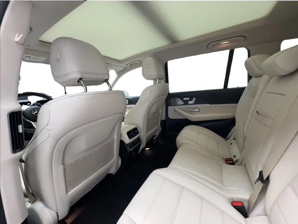 Mercedes-Benz GLS photo 30