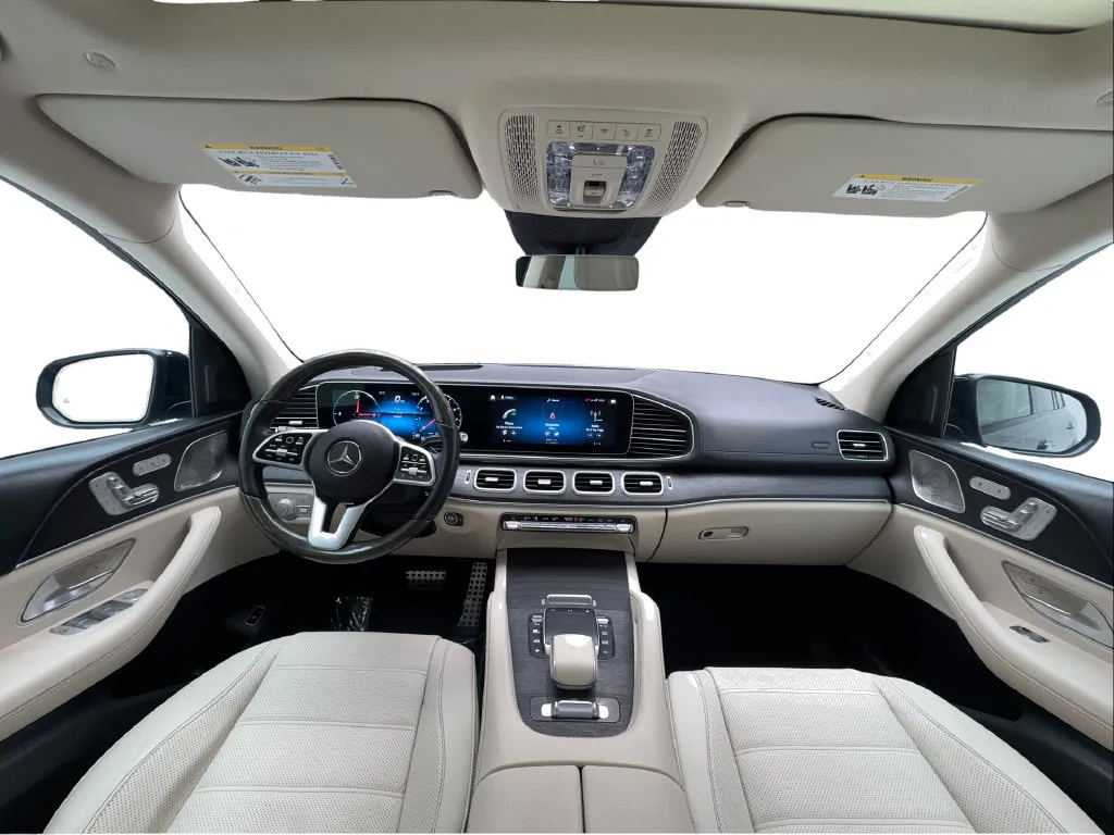 Mercedes-Benz GLS photo 22