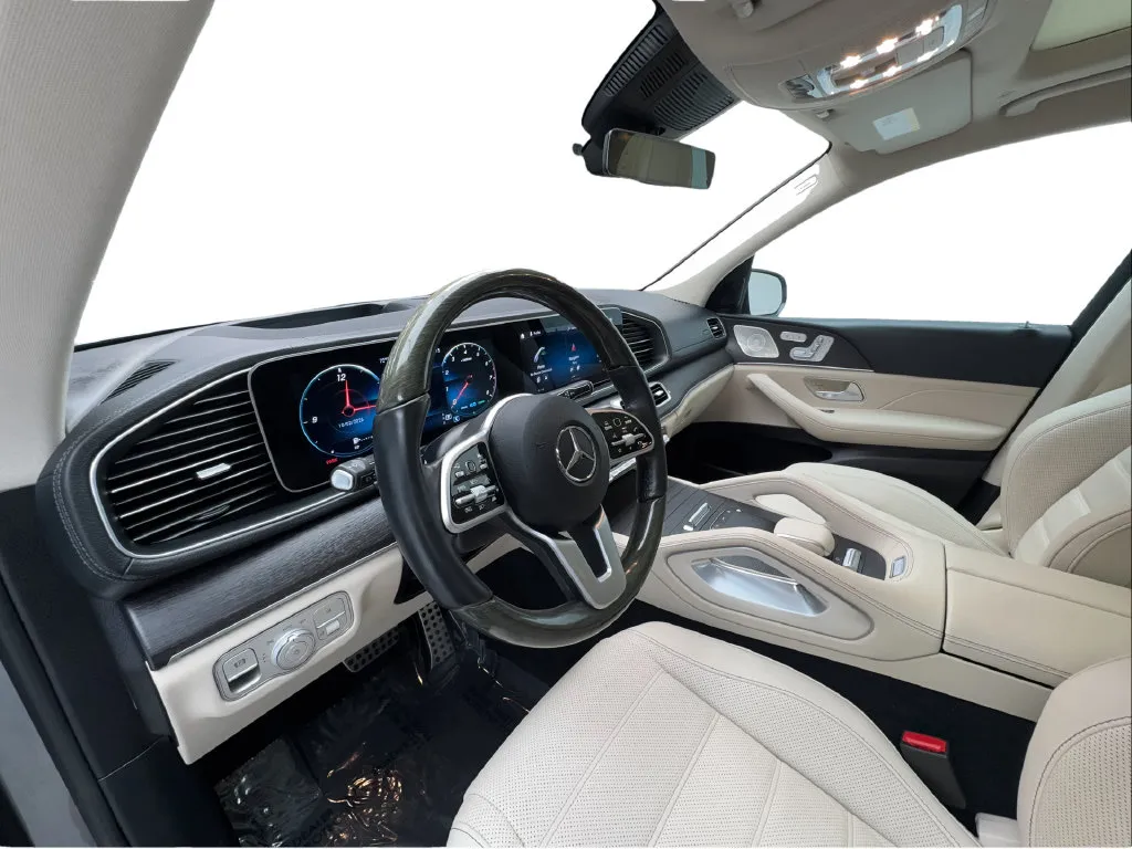 Mercedes-Benz GLS photo 27