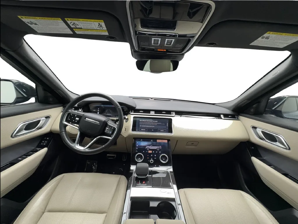Land Rover Range Rover Velar photo 45