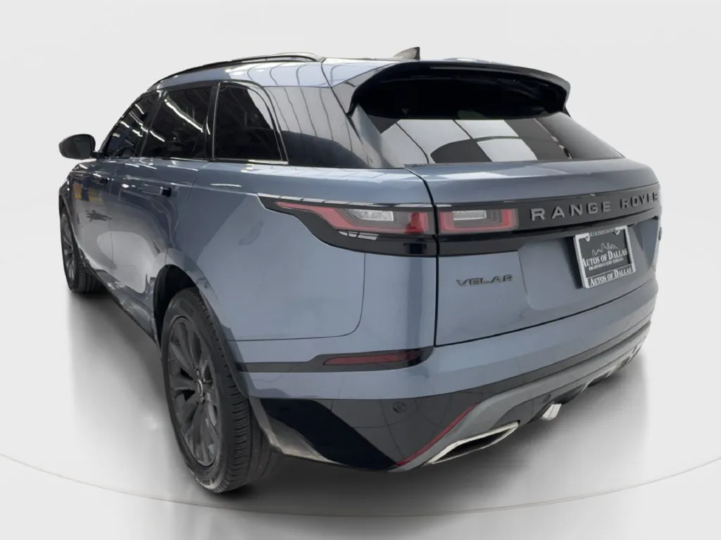 Land Rover Range Rover Velar photo 6