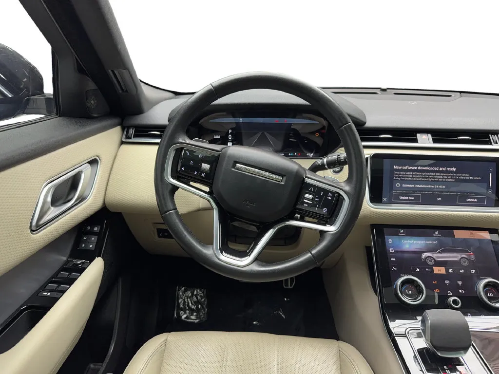 Land Rover Range Rover Velar photo 44