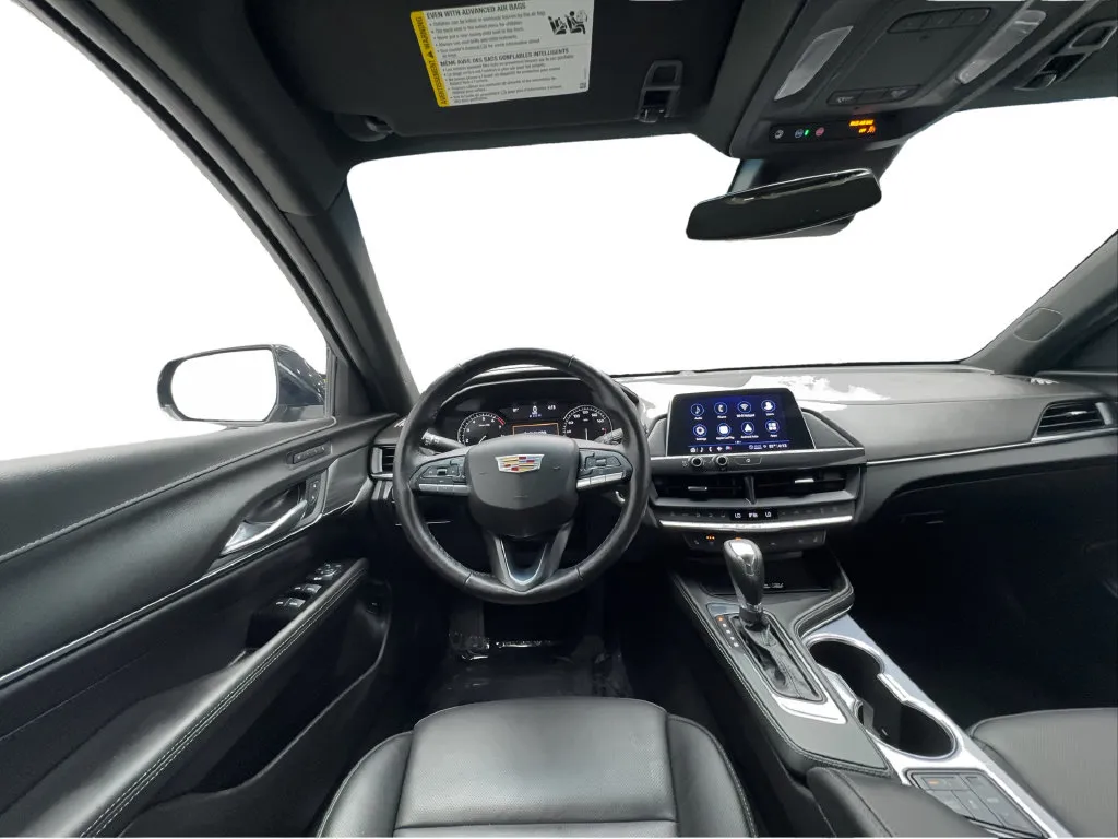 Cadillac CT4 photo 33