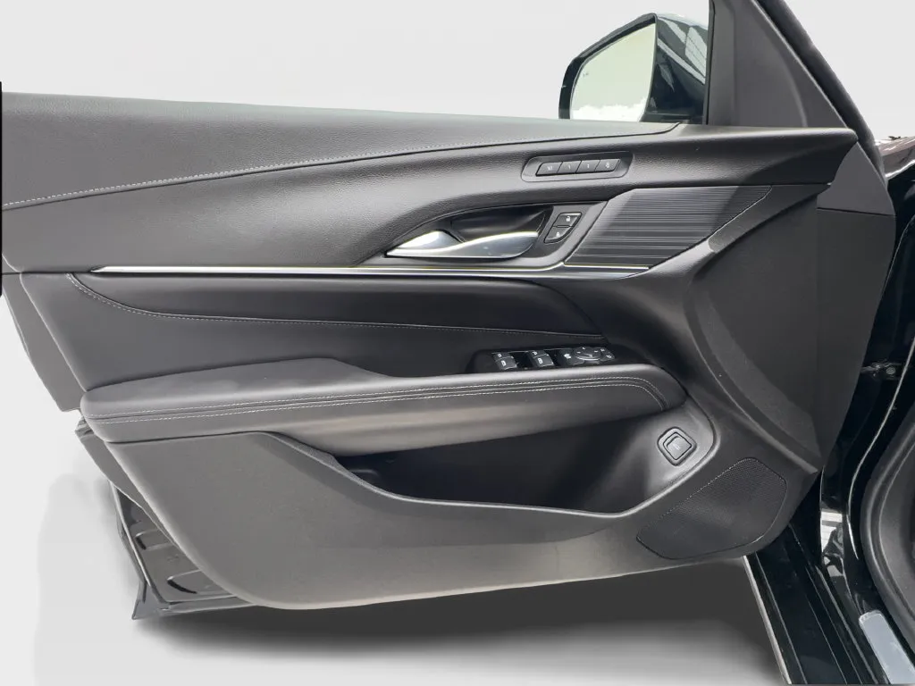 Cadillac CT4 photo 21