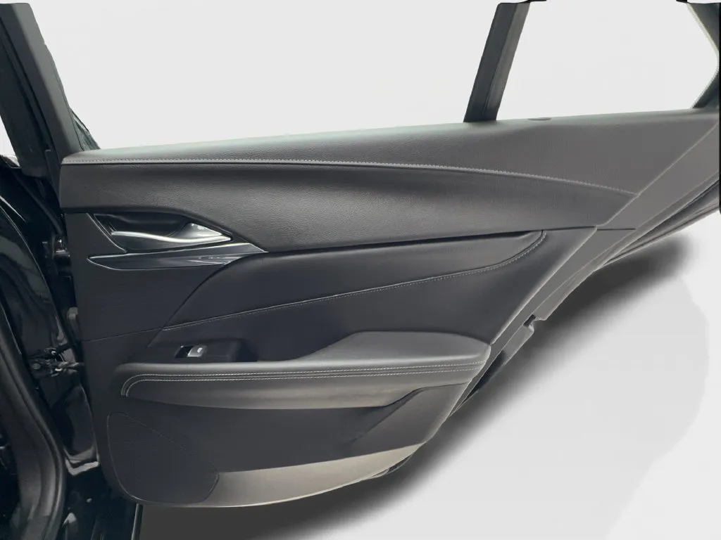 Cadillac CT4 photo 29