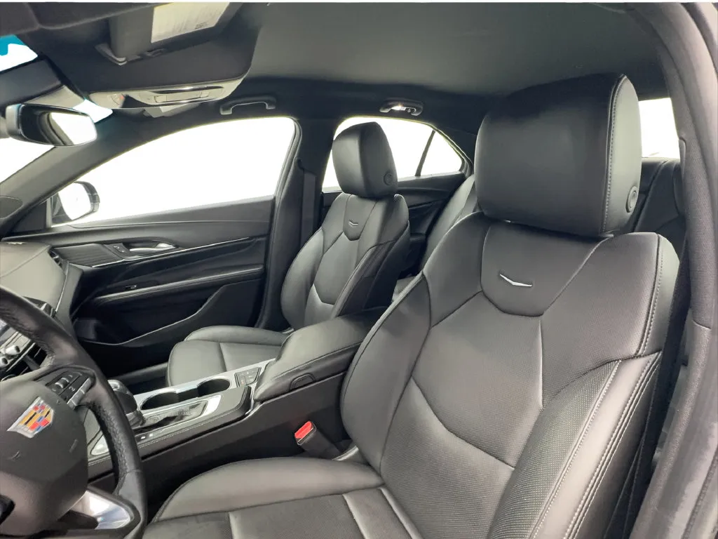 Cadillac CT4 photo 18