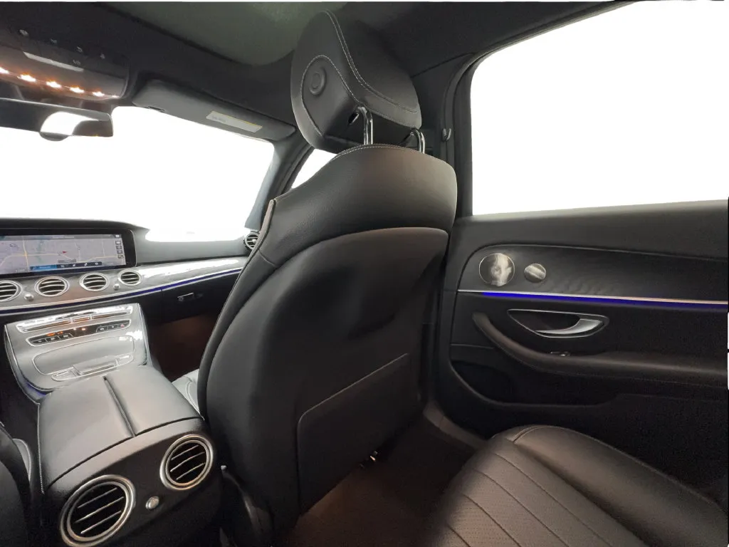 Mercedes-Benz E-Class photo 41